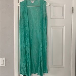 Small Lularoe Joy vest